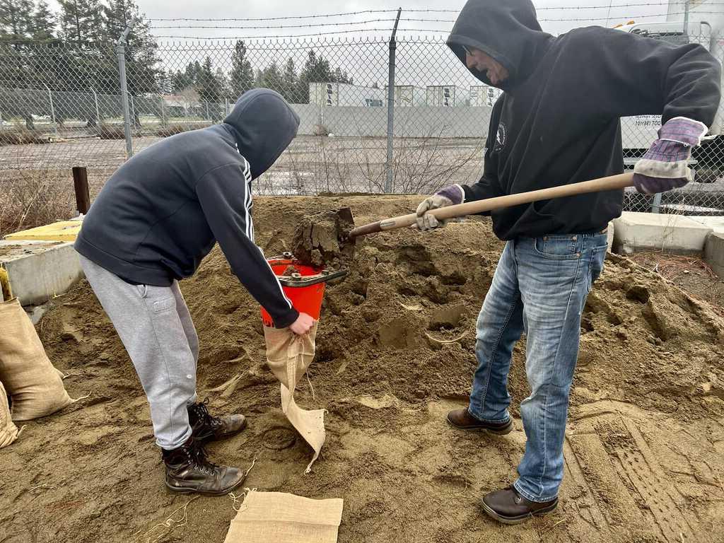 Sandbagging at Port-1-3-23